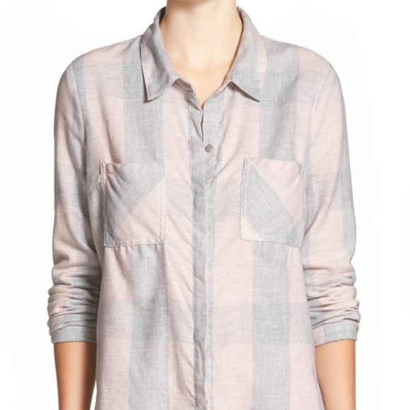 3/$20 Splendid Wildwood Pink and Grey Plaid Top - Picture 2 of 8